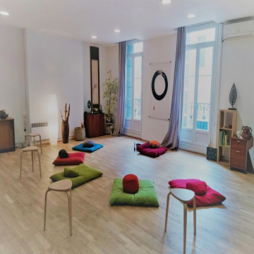 Belle salle de Yoga Méditation de 60m2 à Marseille 1er